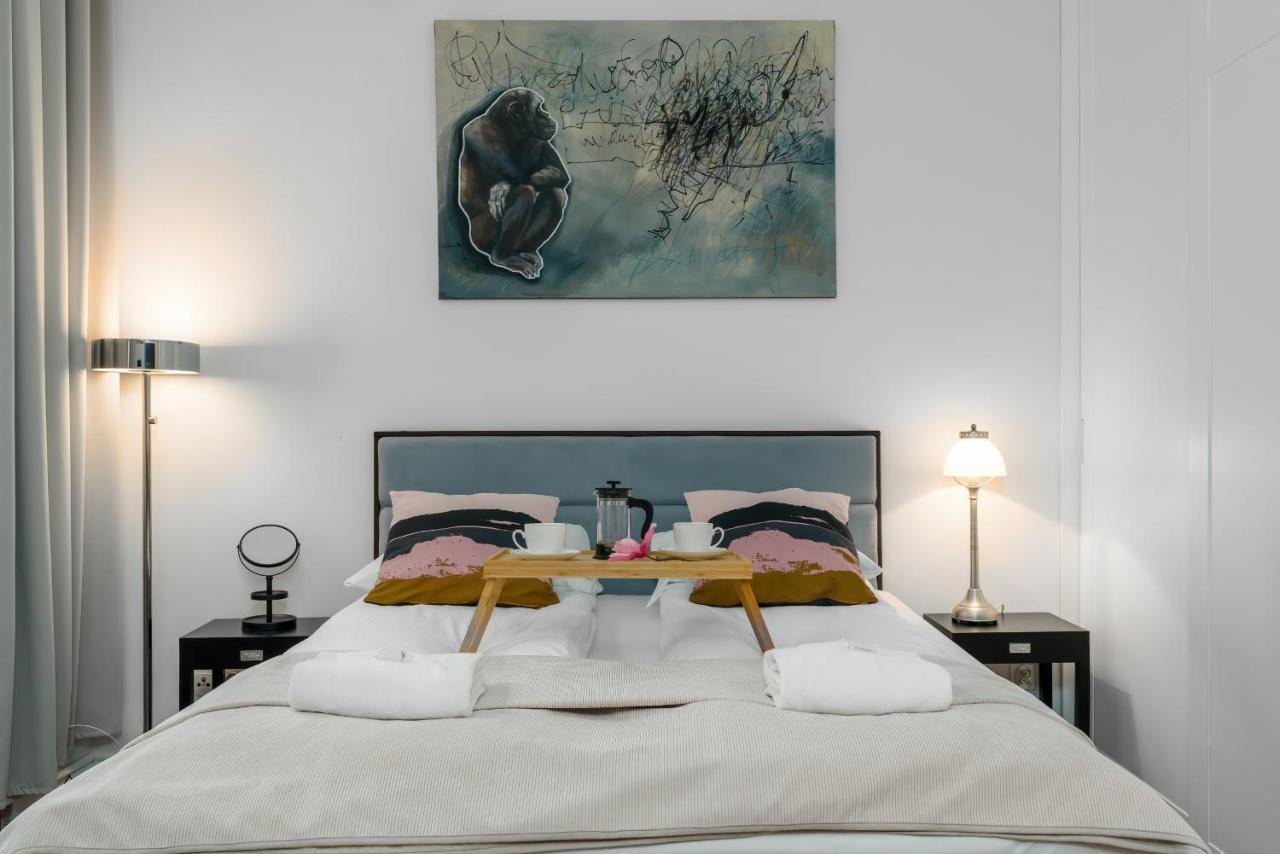 Deluxe Mtp Matejki By Renters * Posen