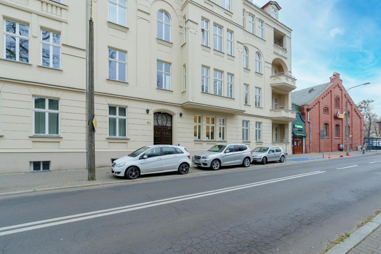 Deluxe Mtp Matejki By Renters Apartment Posen