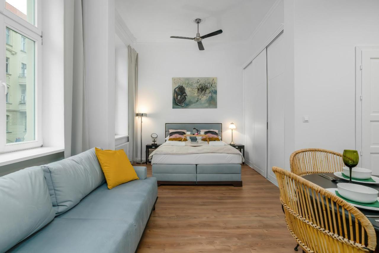 Apartment Deluxe Mtp Matejki By Renters