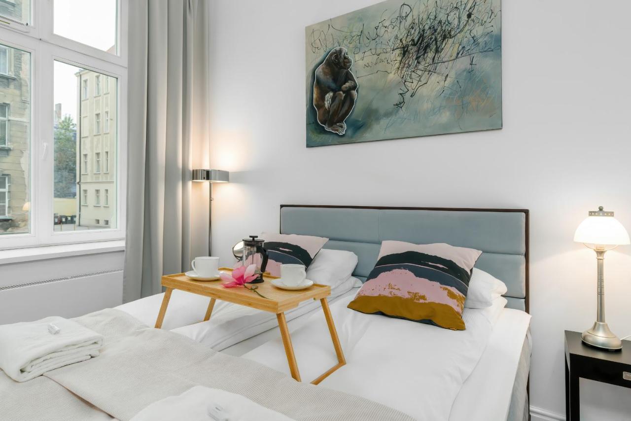 Deluxe Mtp Matejki By Renters Apartment Posen