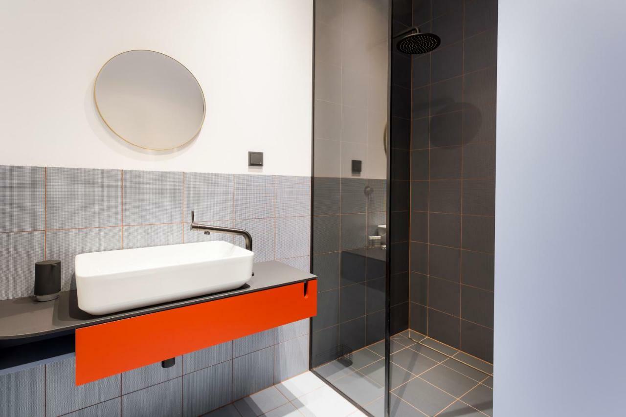 Deluxe Mtp Matejki By Renters *