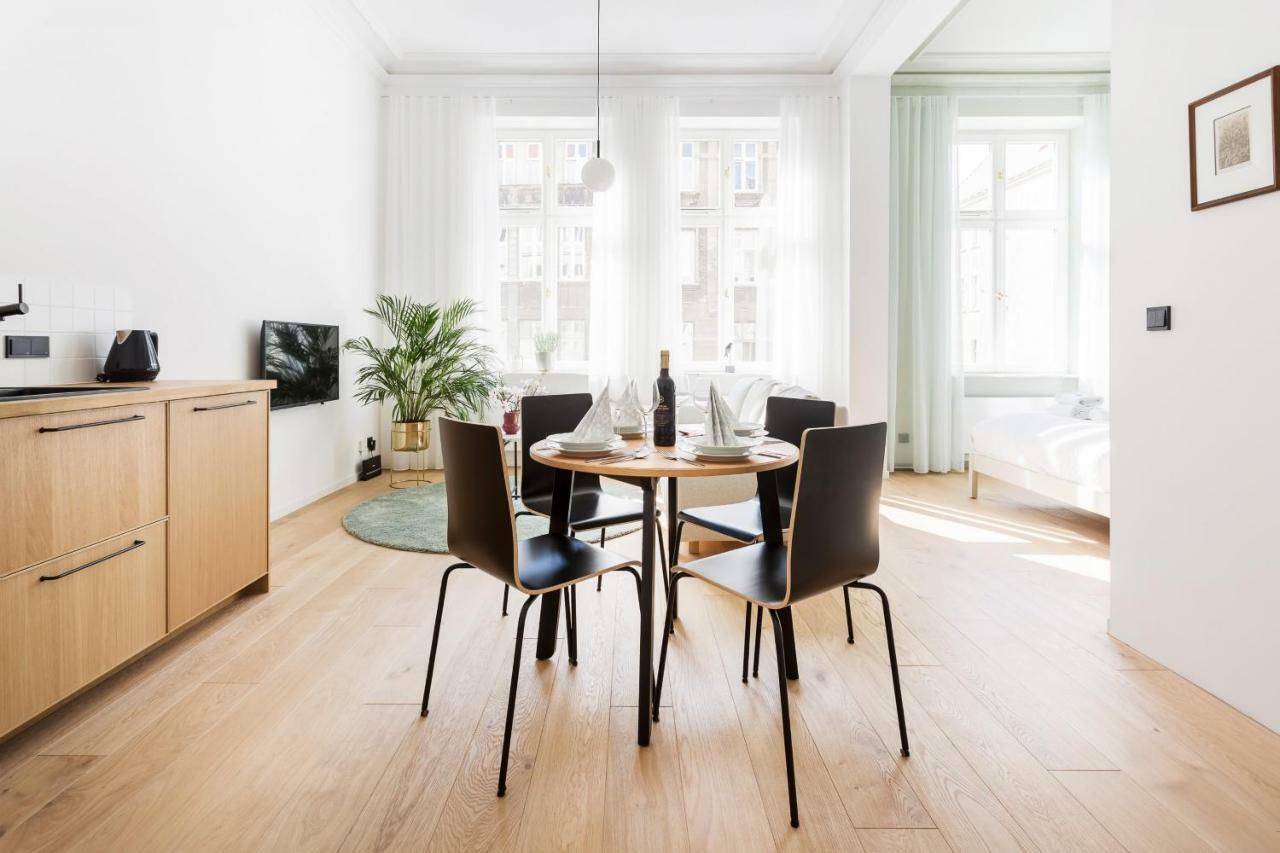 Deluxe Mtp Matejki By Renters