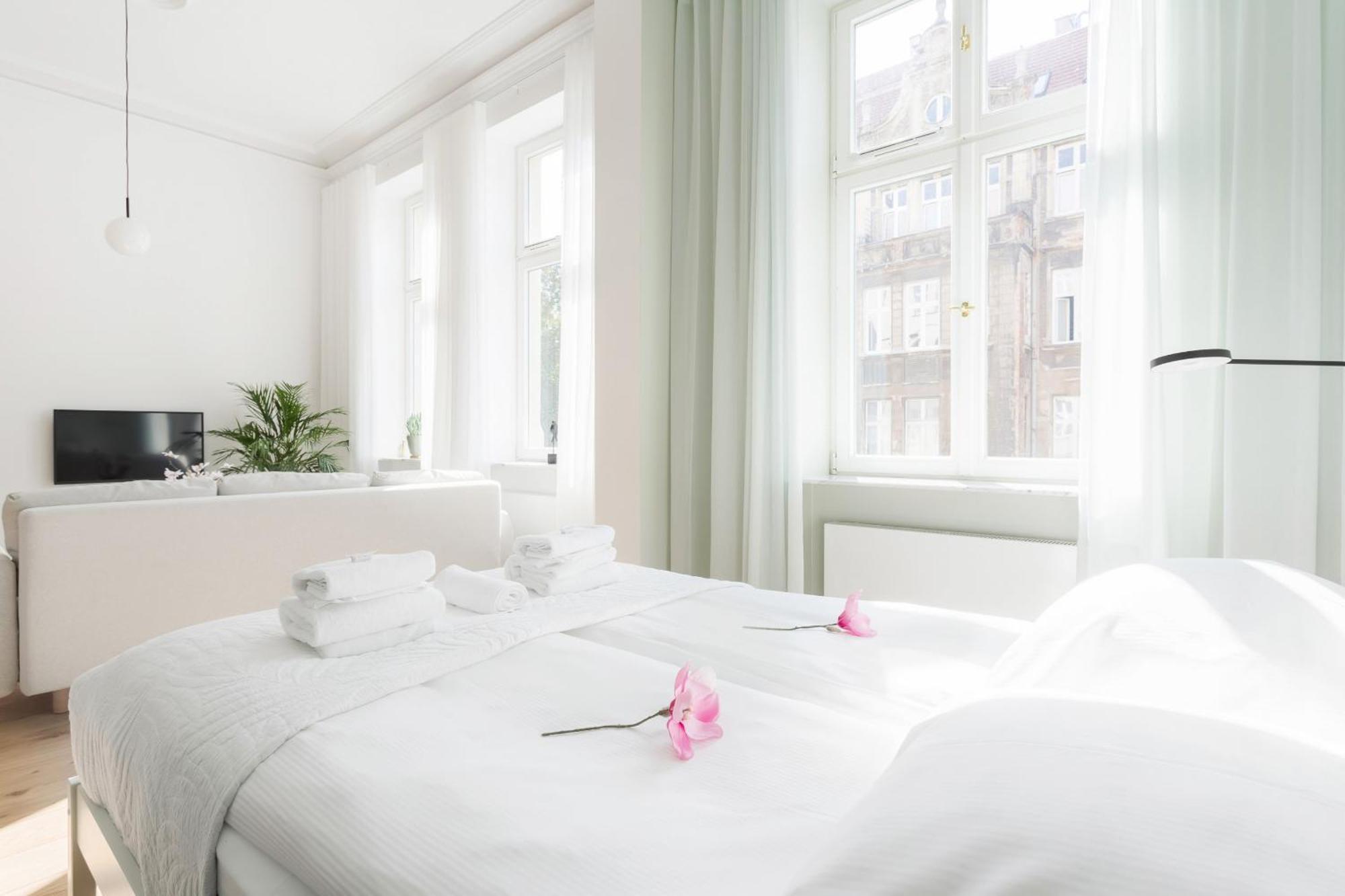 Deluxe Mtp Matejki By Renters Apartment Posen