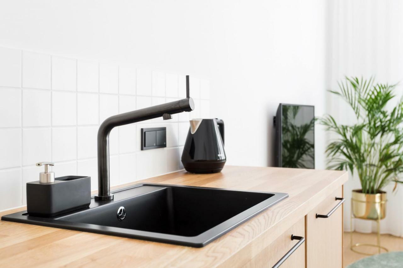 Deluxe Mtp Matejki By Renters Apartment Posen